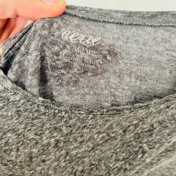 Like new Aerie size medium light tunic top in gray - Picture 4 of 4